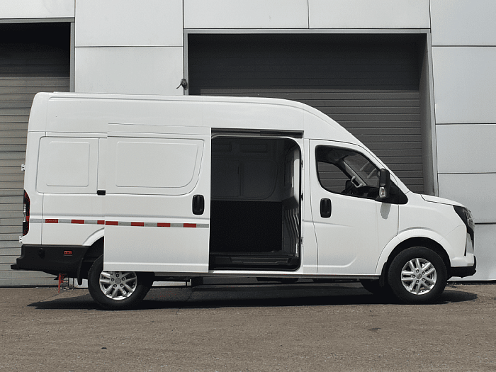 DongFeng K33-561